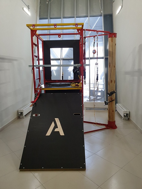 г. Самара. Тренажерный комплекс "АЛЬПИНИСТ" установлен в учебном центре ООО «Эллада» г. Самара. Тренажерный комплекс "АЛЬПИНИСТ" установлен в учебном центре ООО «Эллада»